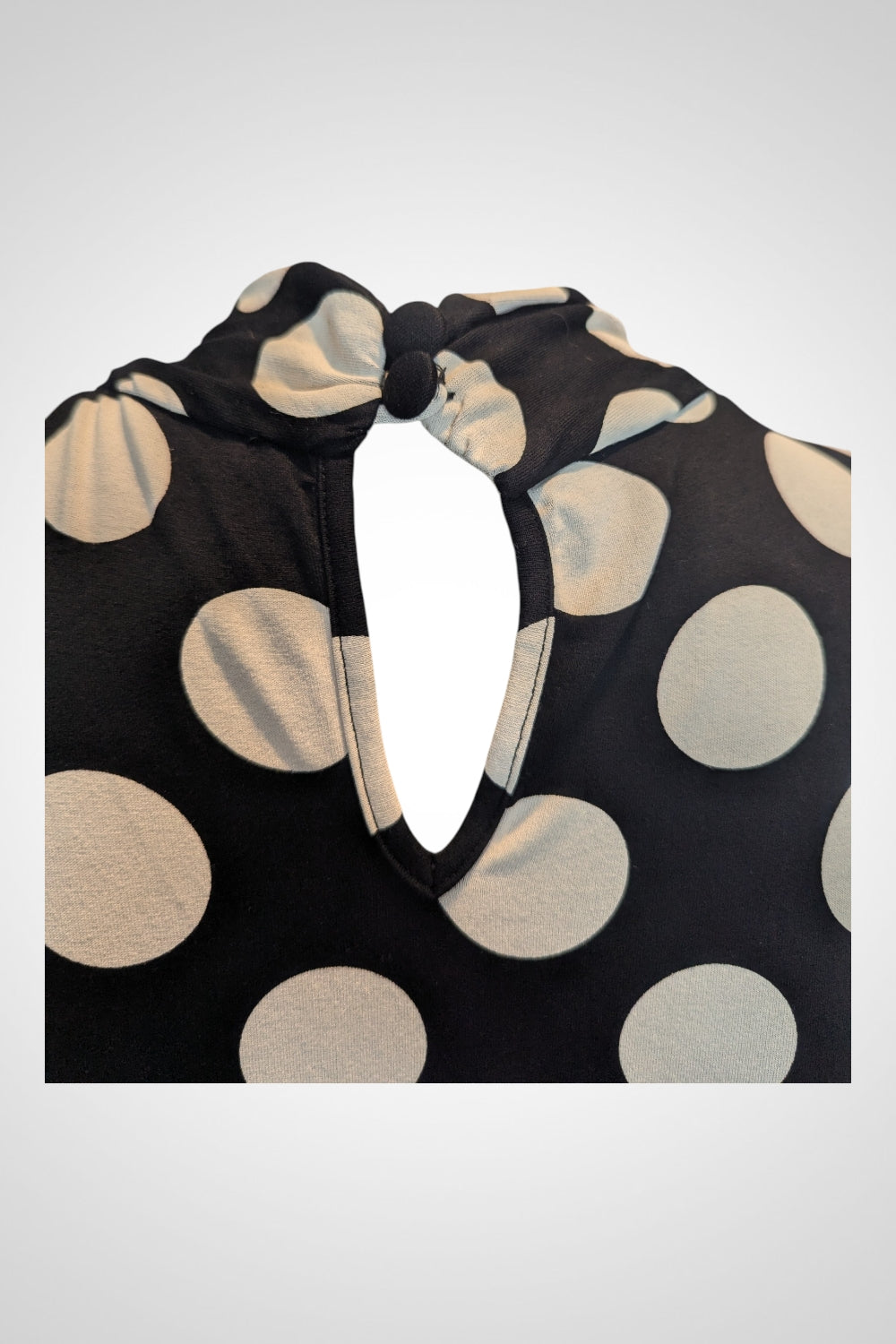 Débardeur Marks & Spencer noir à pois blancs nœud à nouer