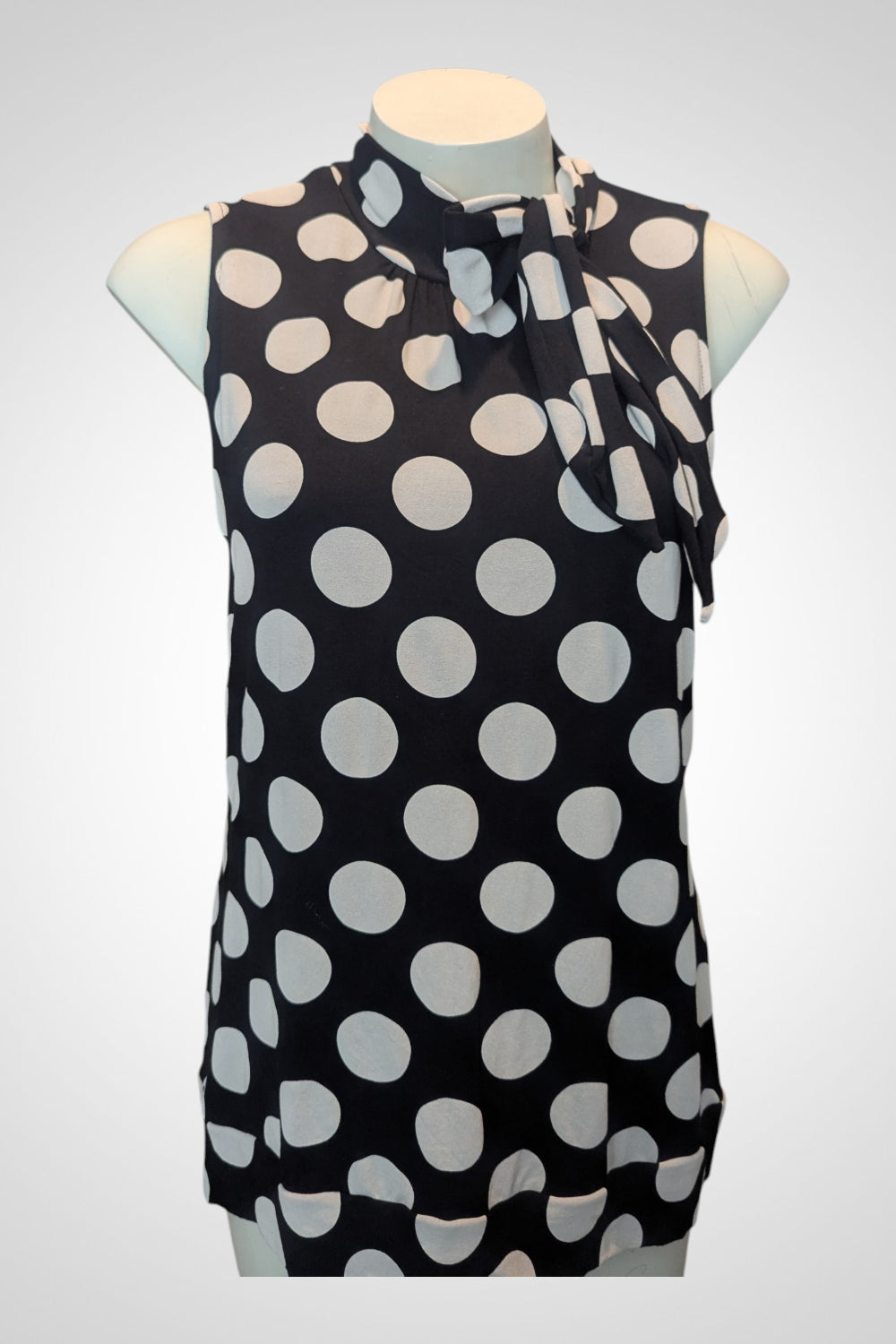 Débardeur Marks & Spencer noir à pois blancs nœud à nouer