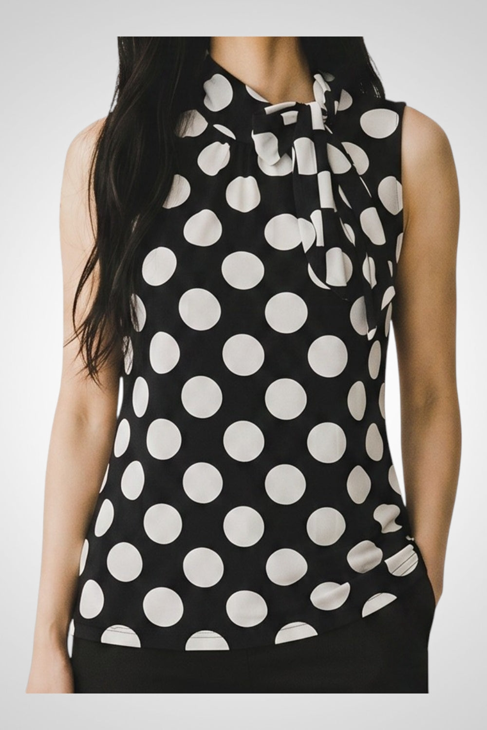 Débardeur Marks & Spencer noir à pois blancs nœud à nouer