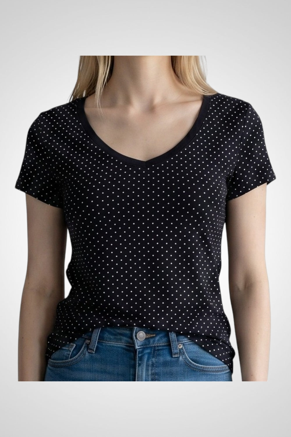 T-shirt C&A noir à pois blancs col V S