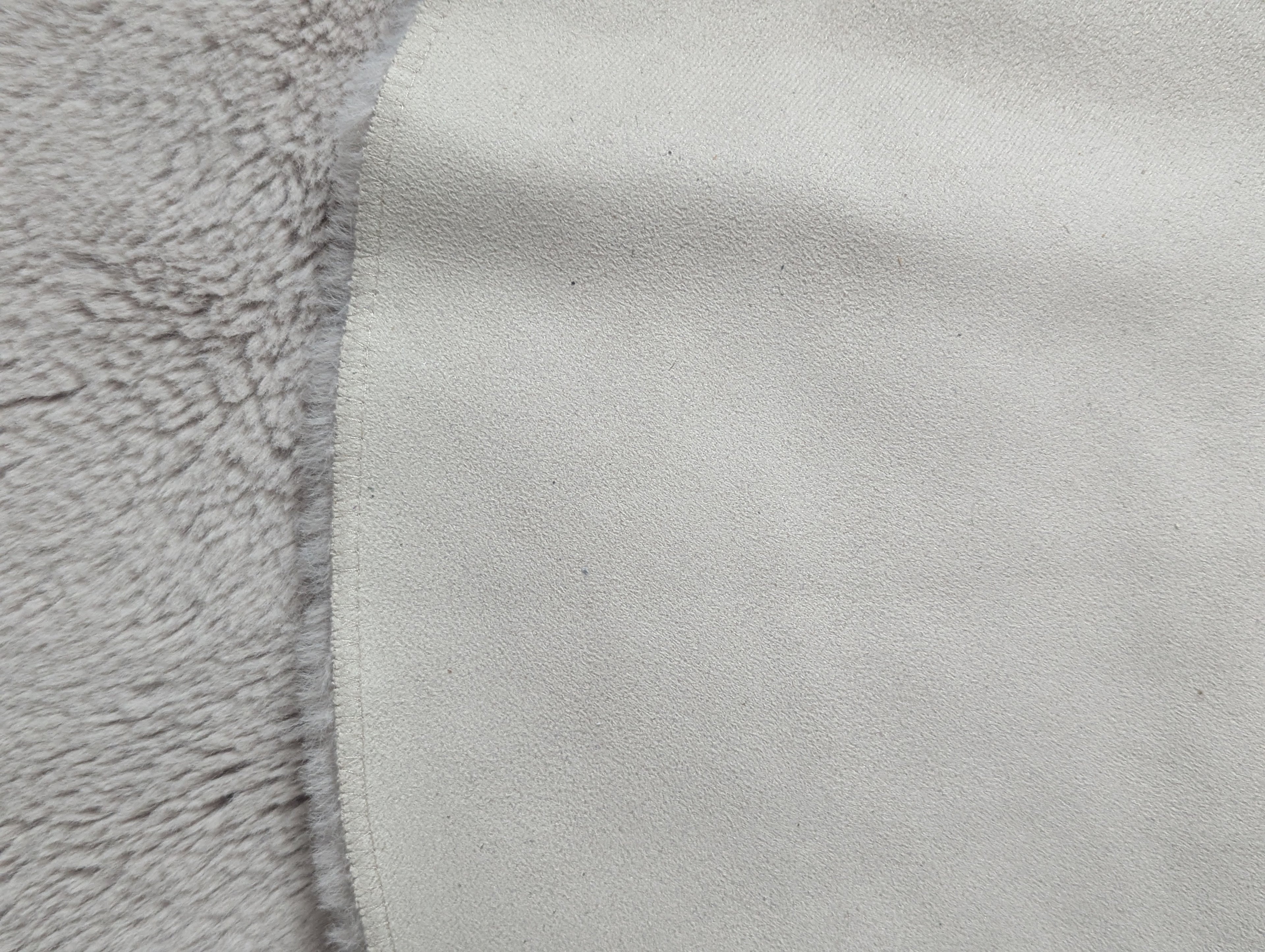 Tapis rond beige fausse fourrure 90 cm très bon état