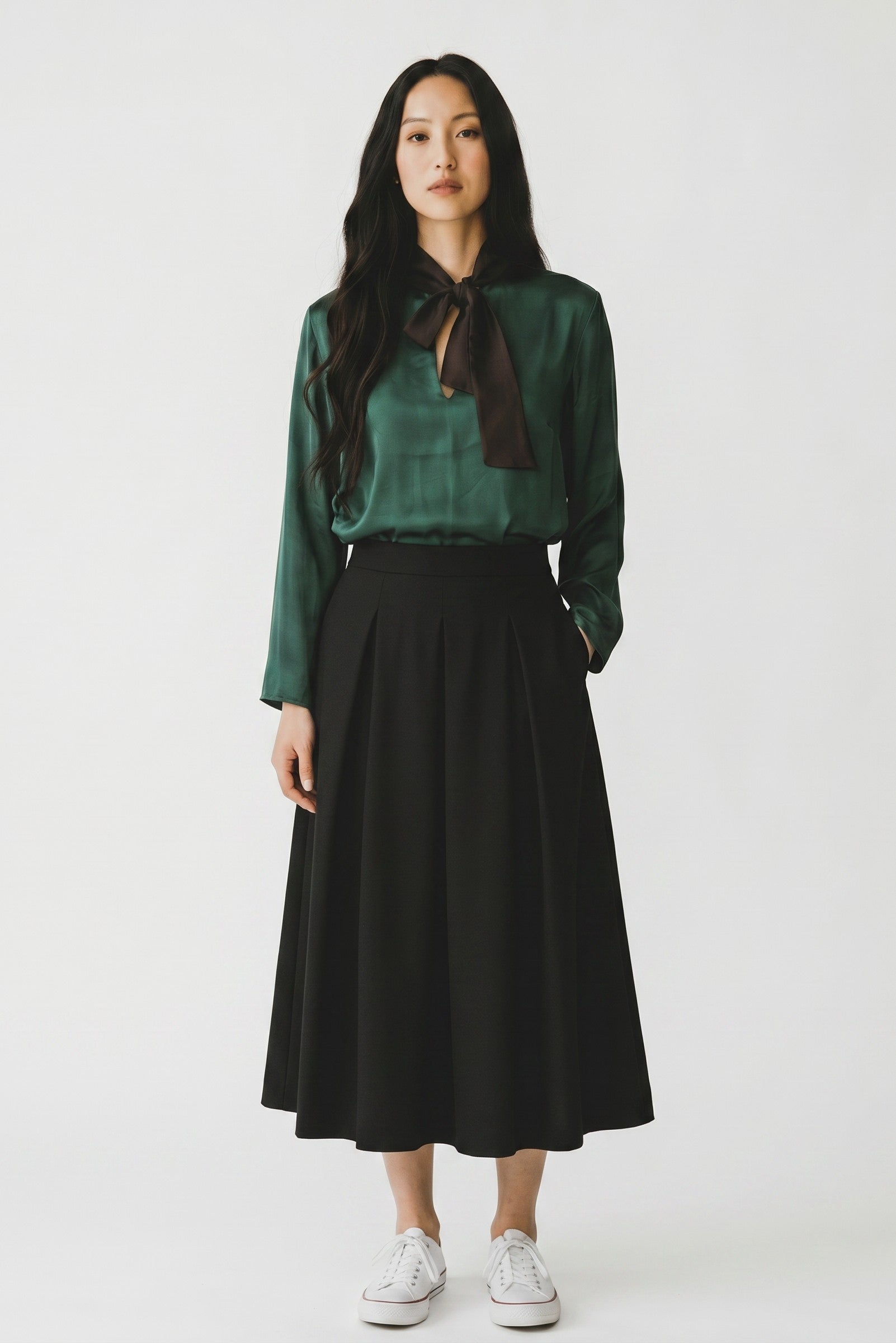 Blouse Collection IRL Taille L Verte Satinée Noeud Chic