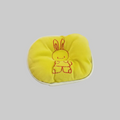 Repose-tête bébé lapin brodé vert rouge 23×19 cm doux