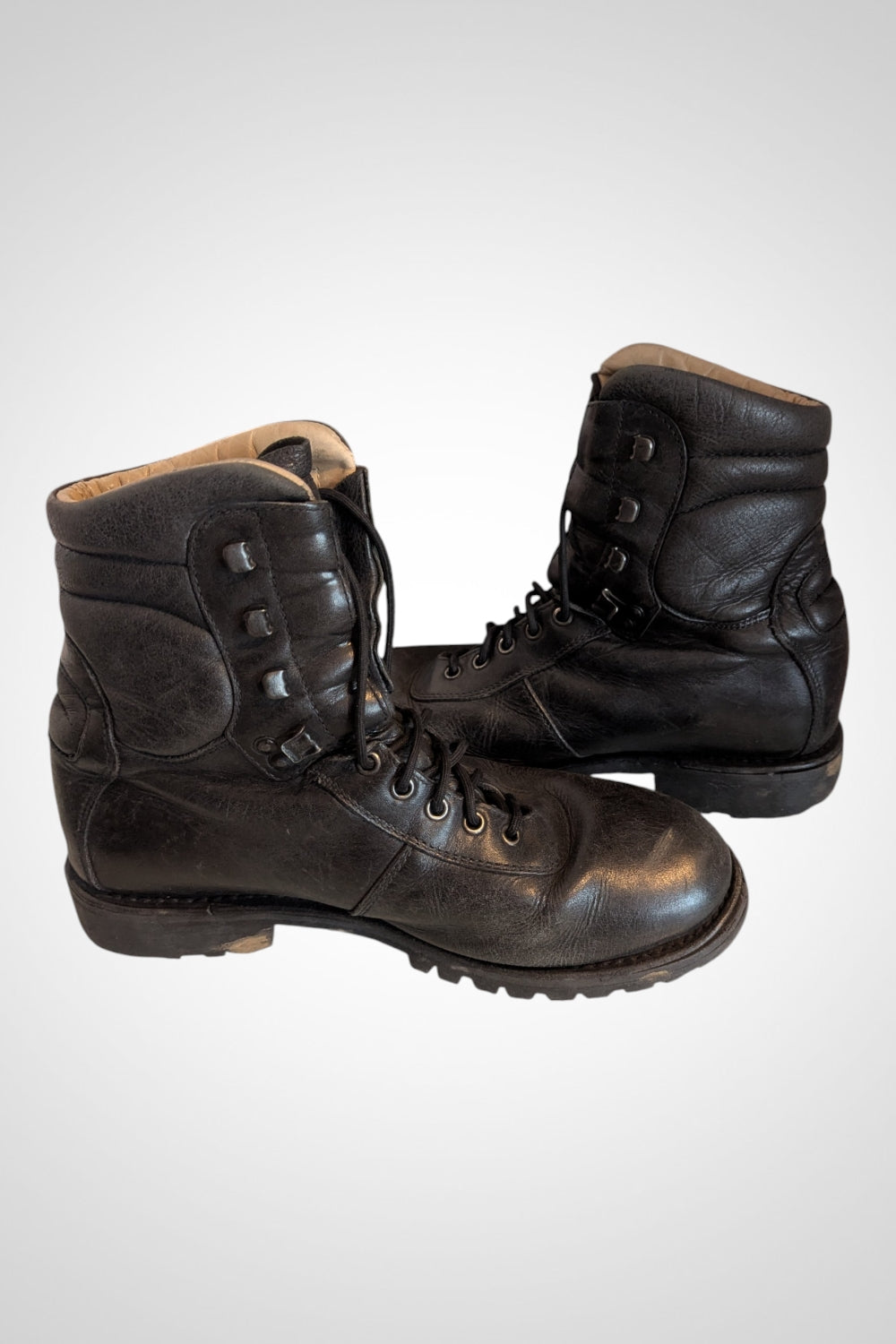 Rangers armée Argueyrolles noires cuir vitré lacets pointure 43 robustes confortables
