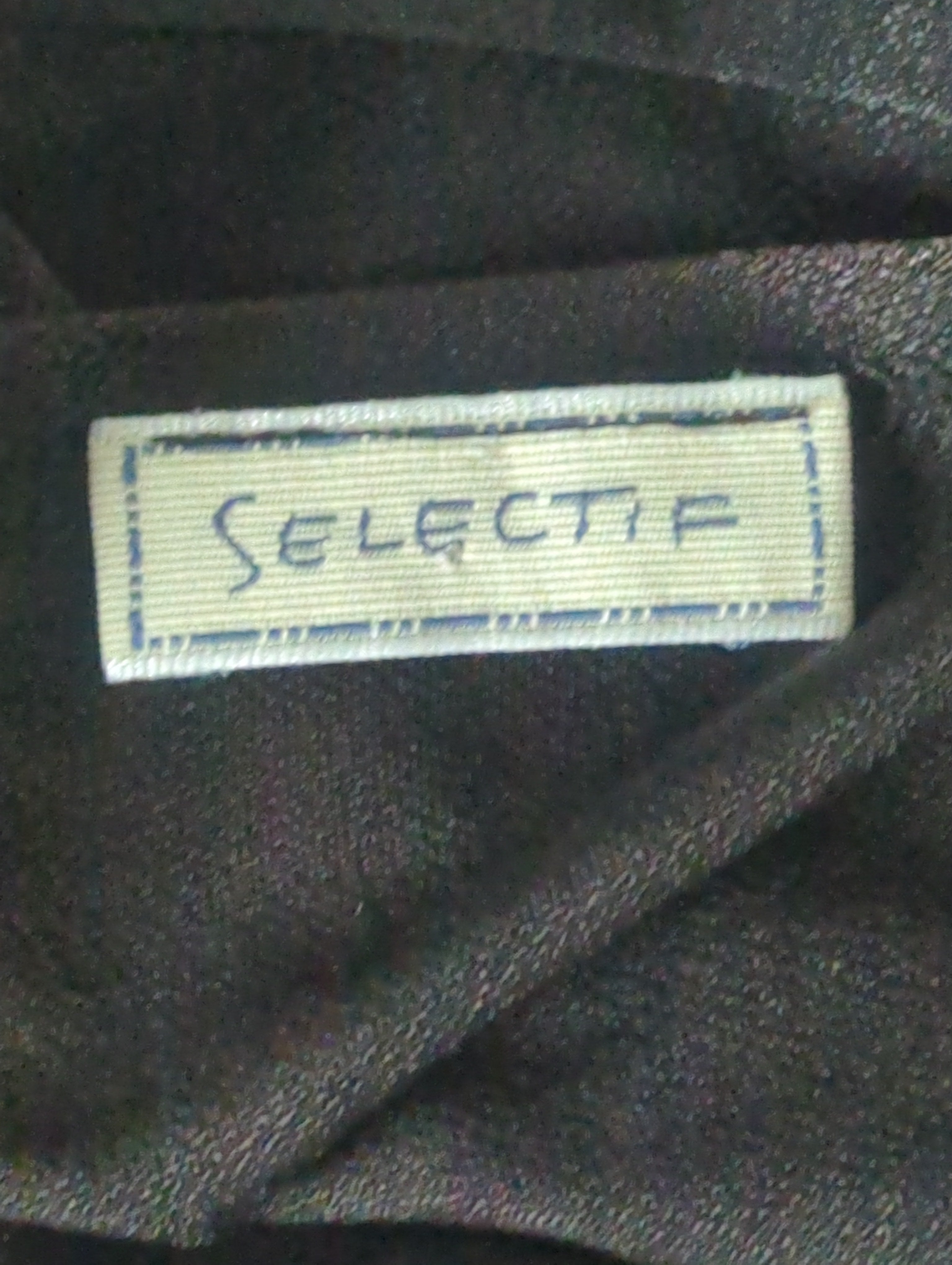 Top Sélectif Taille Non Indiquée Noir Col V Moulant