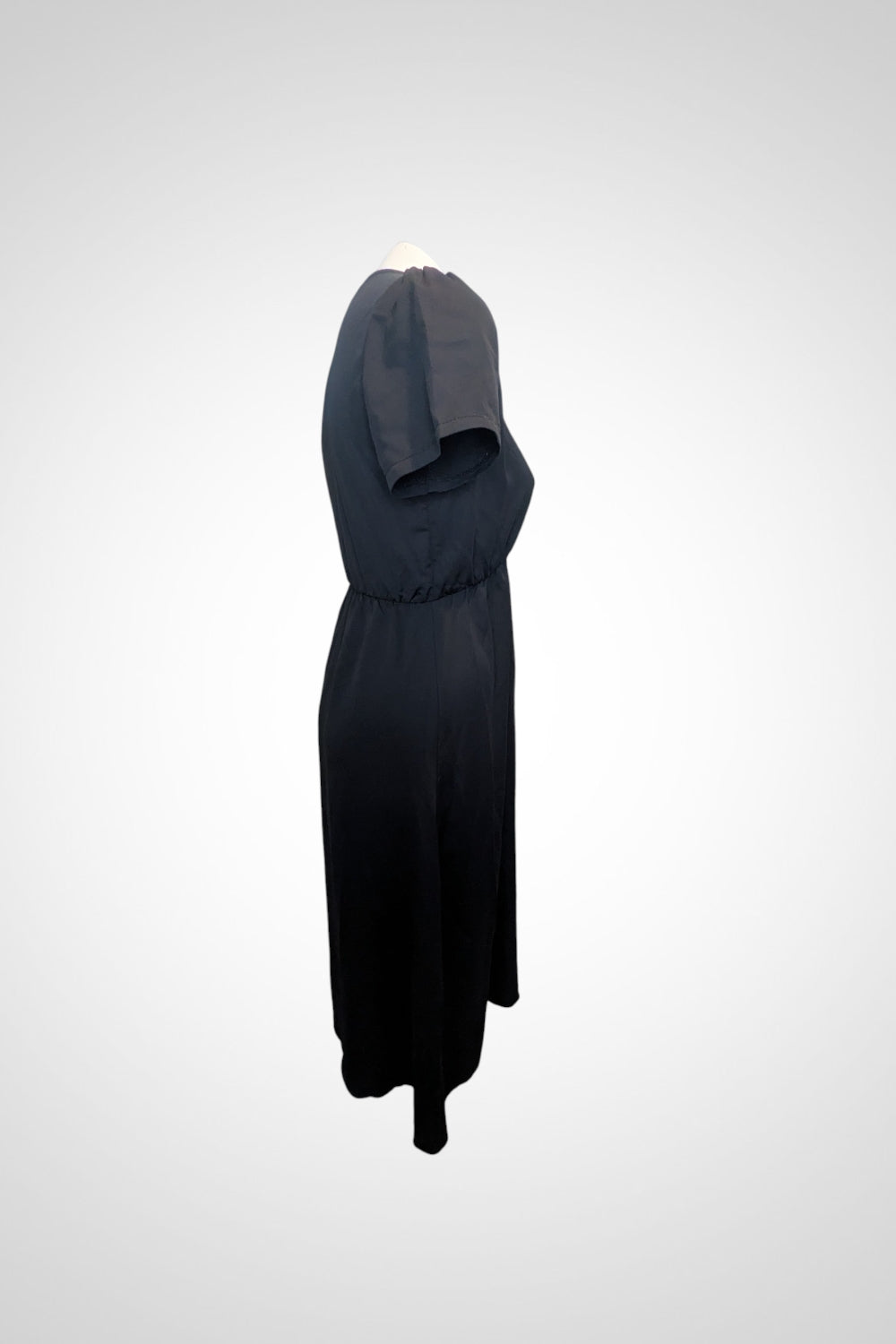 Robe Rue des Abbesses Paris noire modèle Noémie M