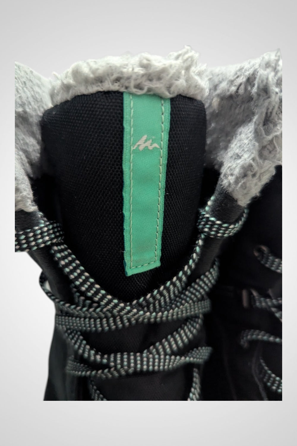 Bottes de neige Quechua waterproof noir gris pointure 42 30cm lacets fourrées