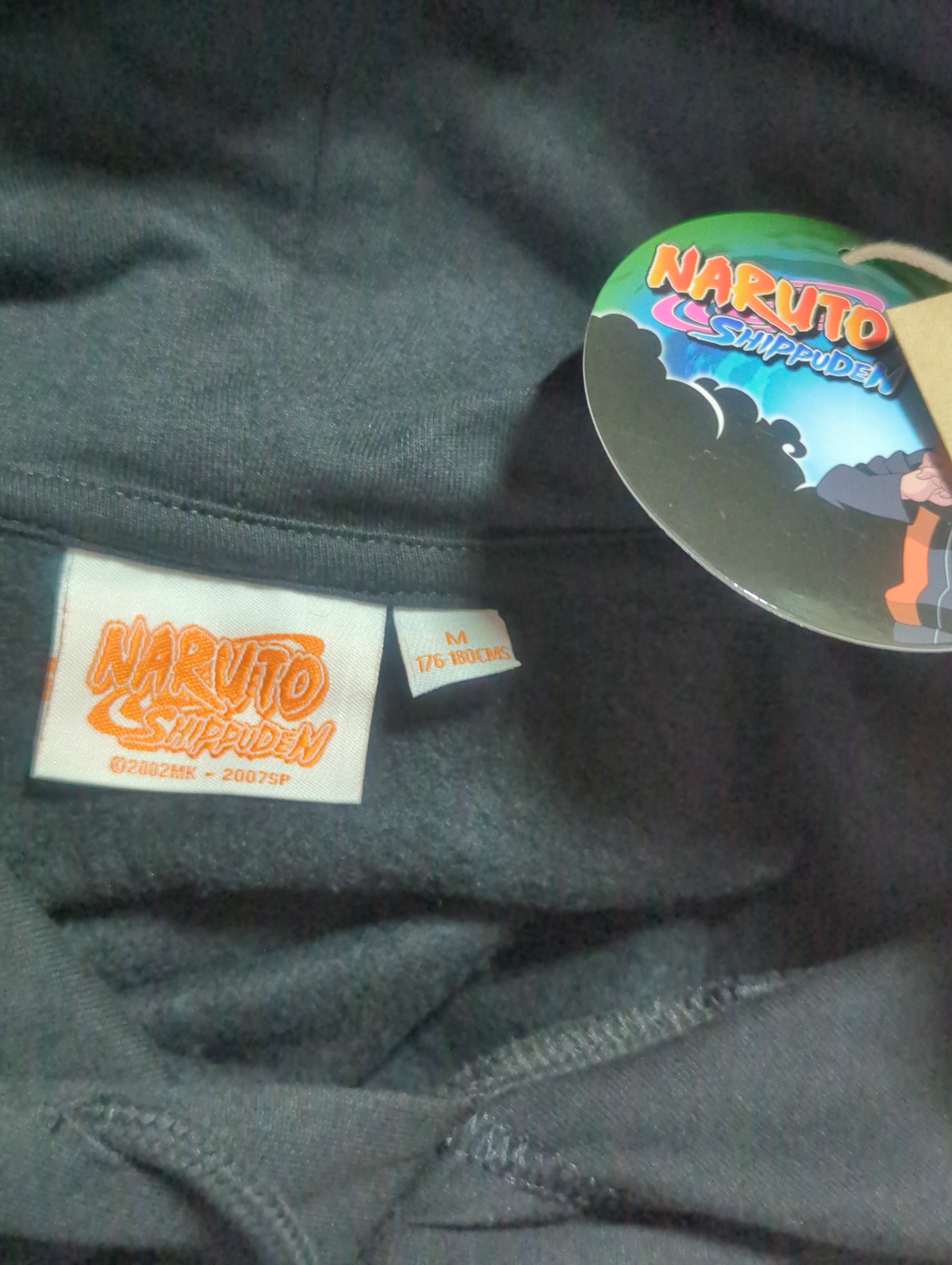 Pull à capuche Naruto Shippuden Taille M Noir Oversize NEUF