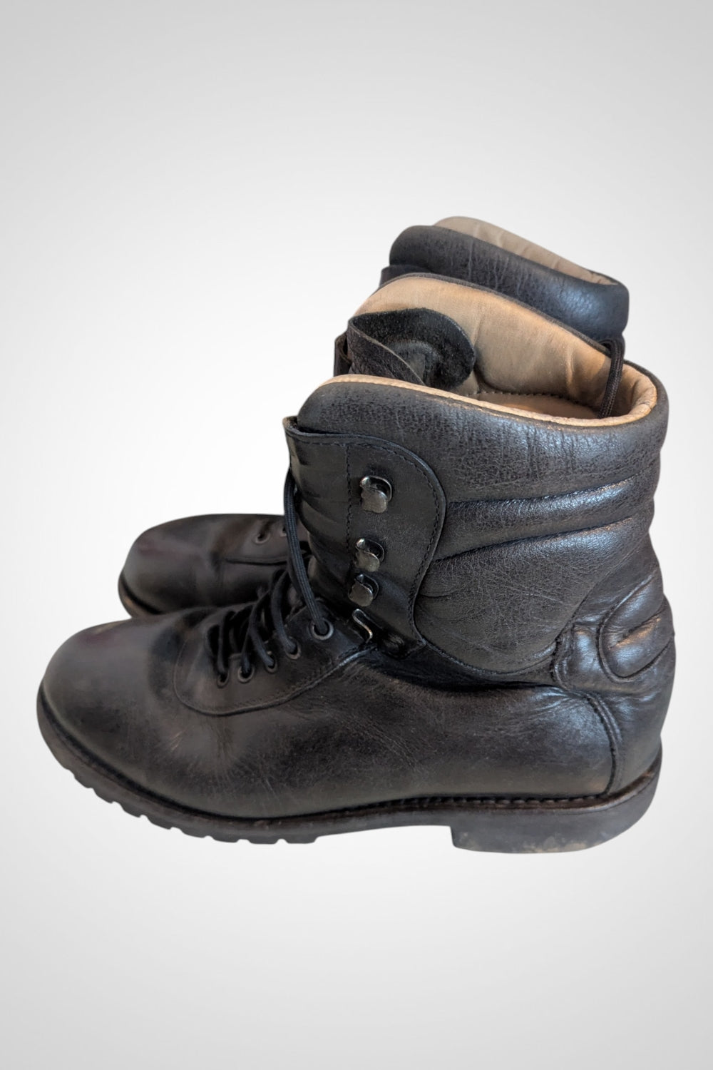 Rangers armée Argueyrolles noires cuir vitré lacets pointure 43 robustes confortables