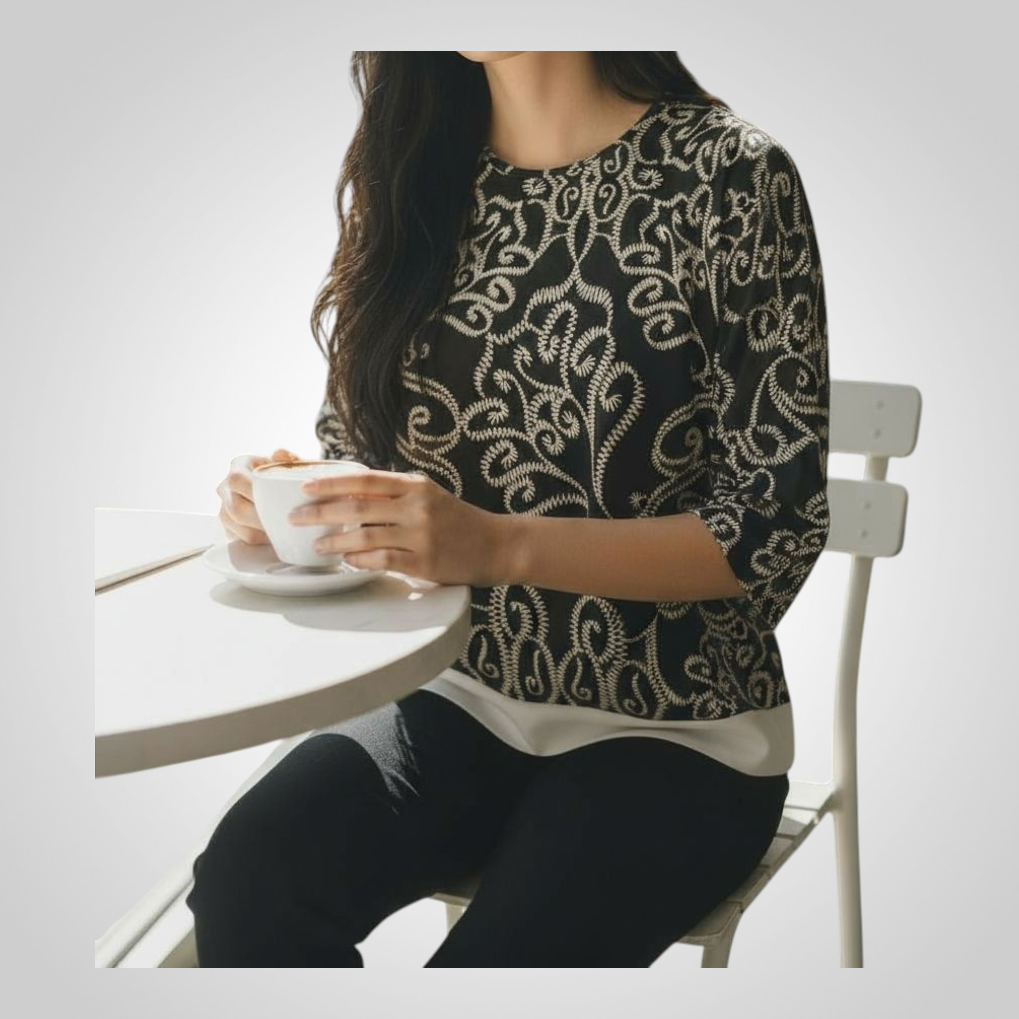 Blouse Noire Taille 3 Motifs Arabesques Chic