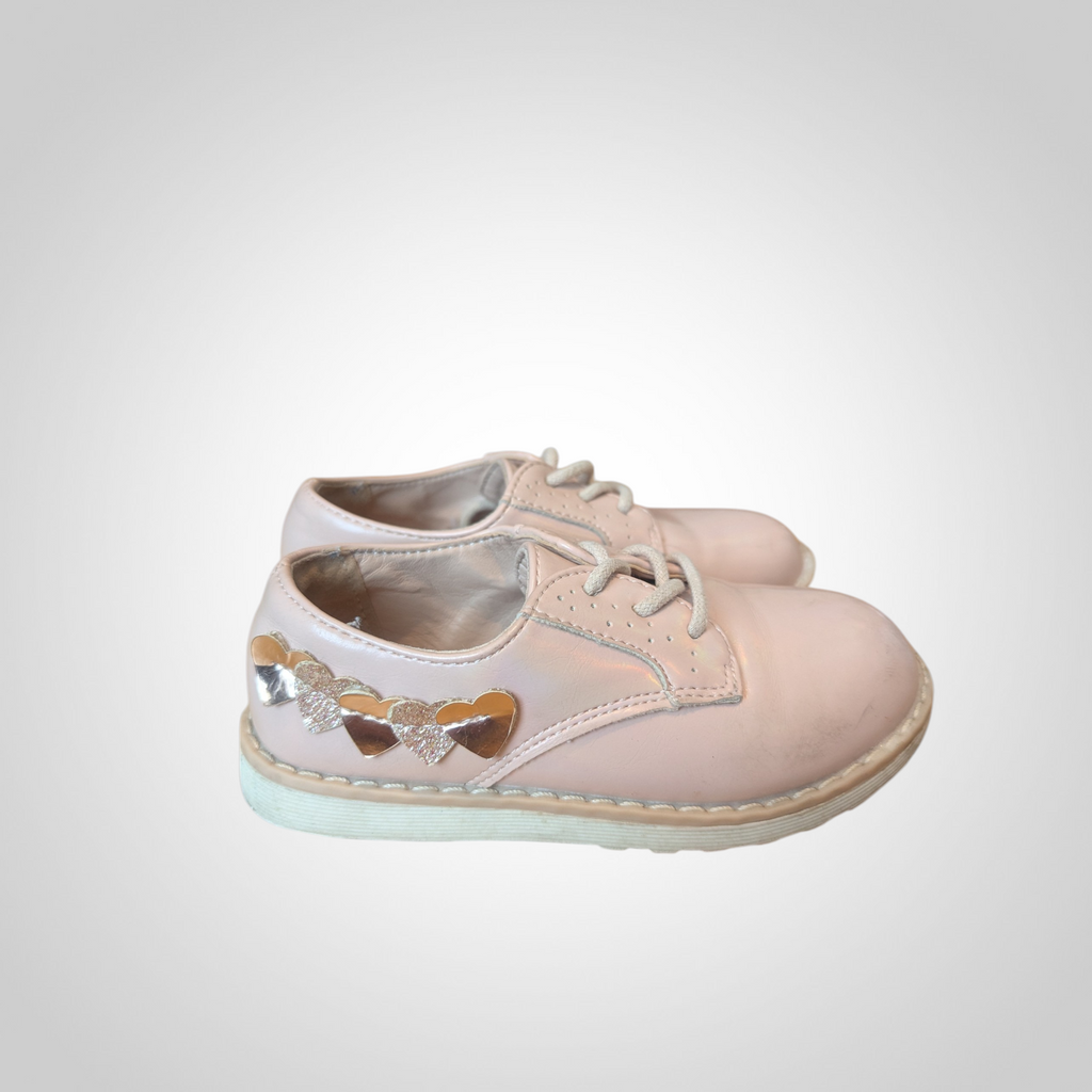 Derbies fille roses à lacets motifs cœurs tendres pointure 25