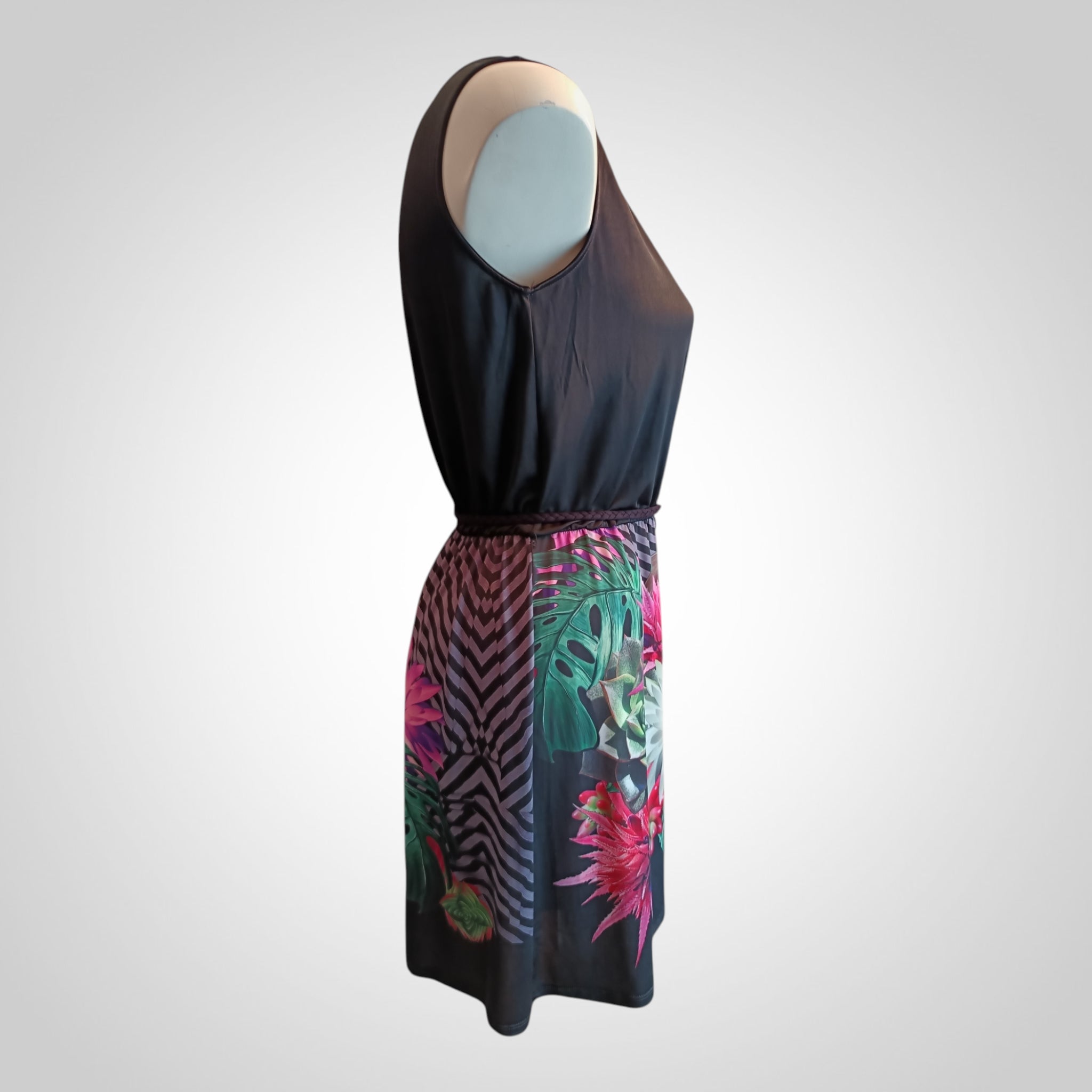 Robe Smash Taille S Noire Florale Portefeuille