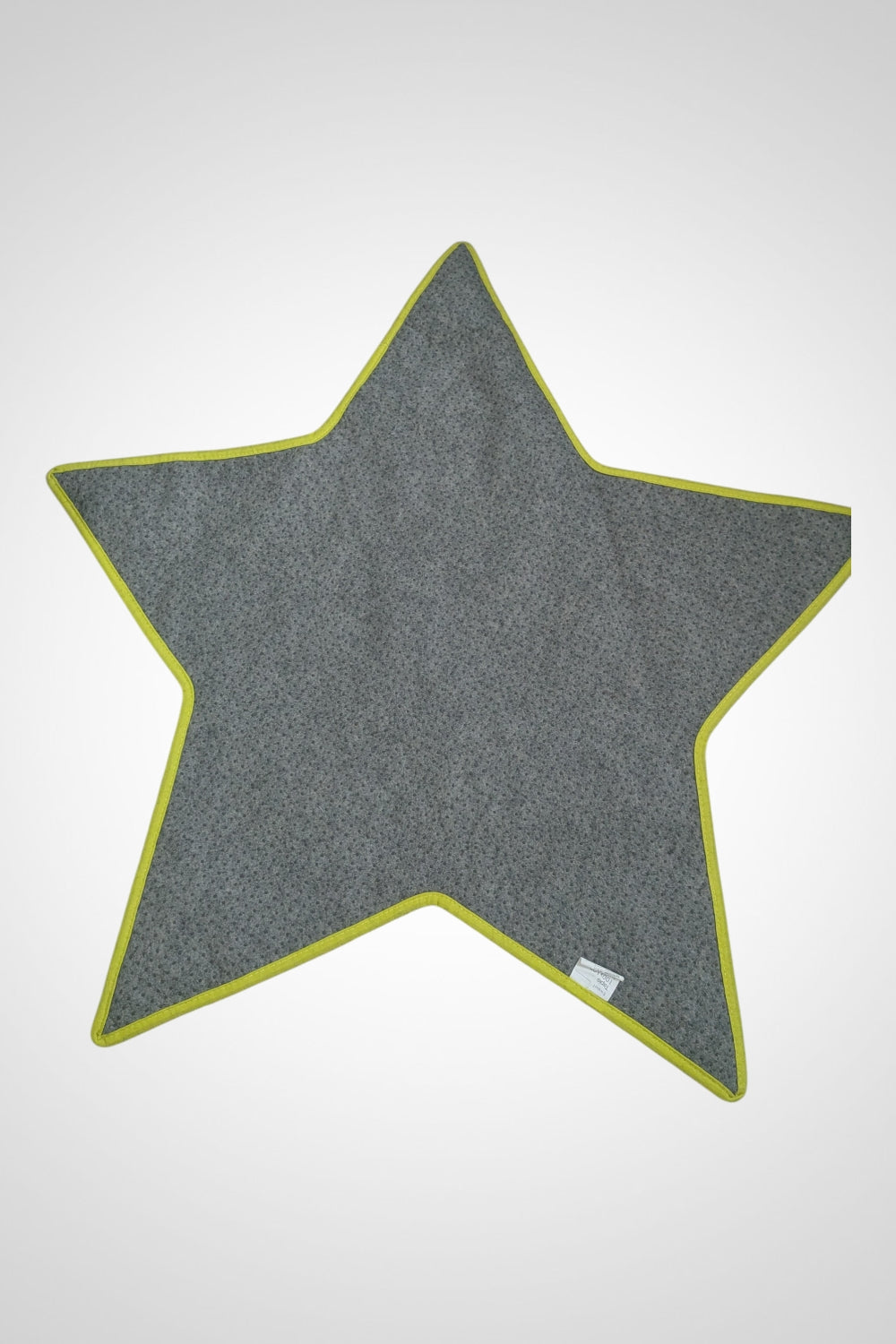 Tapis étoile Alinéa vert anis 100 x 100 cm très bon état