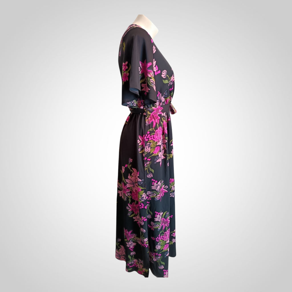 Robe Shein Taille L Noire et Rose Fleurie