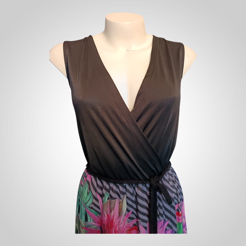Robe Smash Taille S Noire Florale Portefeuille